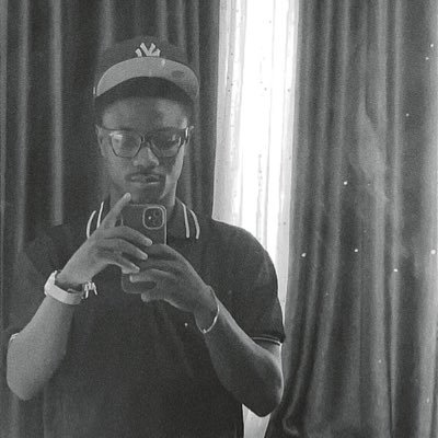 Ola_kanfari's profile picture. I might be HIM,  but that's for you to find out🤷🏾‍♂️.