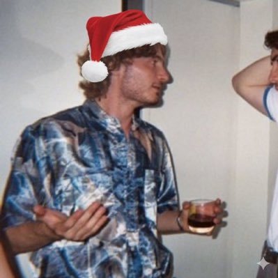 Romain_bkr's profile picture. Dans une situation concrète, la vérité universelle ne peut être exprimée qu'à partir d'une position partisane