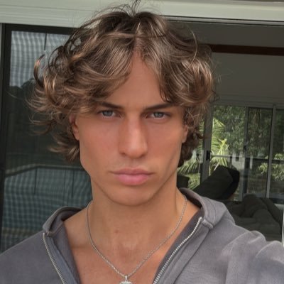 james_gay7's profile picture. Old account got hacked @70k NYC • Younger guy • Attracted to older, mature, generous men. Discreet. Real meetups only. Daddy energy welcomed.