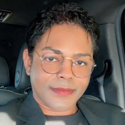 BHowardOfficial's profile picture. Official twitter of Multi-Platinum Producer | Songwriter | Recording Artist B. HOWARD #LuxuryMusic #BHoward Δ*****