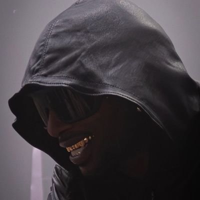 yvlnathh's profile picture. 