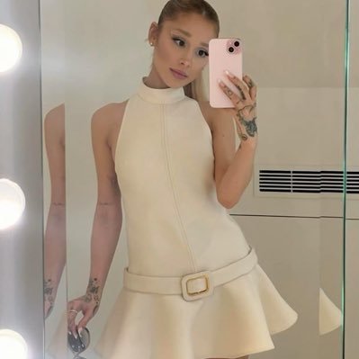 MODKlLOS's profile picture. follow your plan, not your mood