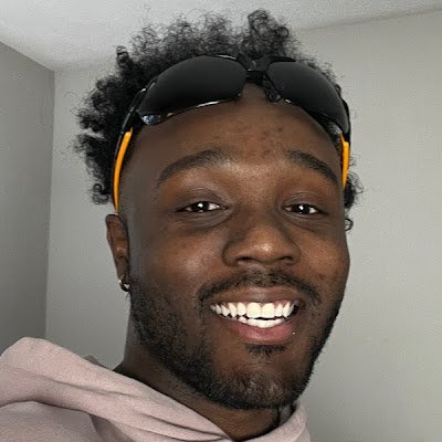 nazlouis_yt's profile picture. 