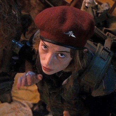 quietbyers's profile picture. byler is canon