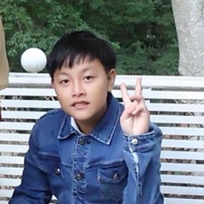 Phon49928Phong's profile picture. 