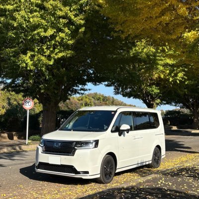 crownWGN175's profile picture. GRX130→V36→JZS175W→RP8 喫茶店好