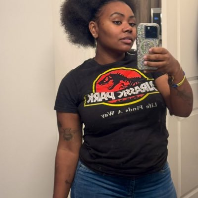 jeweldigsplants's profile picture. you do what you do best, try and take down guys like me 😮‍💨 1922