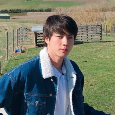 worldwidepiola's profile picture. tengo una opinion para todo y me gusta bts y taylor y twice y