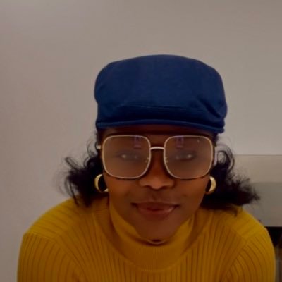 chanbepoddin's profile picture. The lady with all the pods.