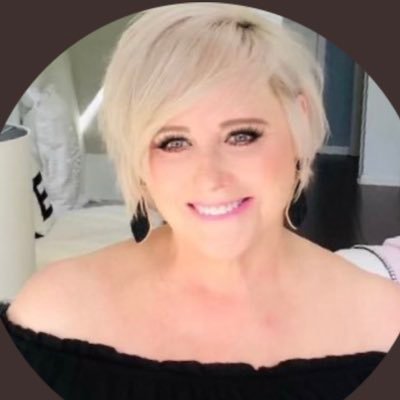 x4Eileen's profile picture. RN BSN🌟Daughter of a Marine🌟Veteran advocate 🌟Dont call it gun control, it’s civilian disarmament 2A🌟ProLife🌟