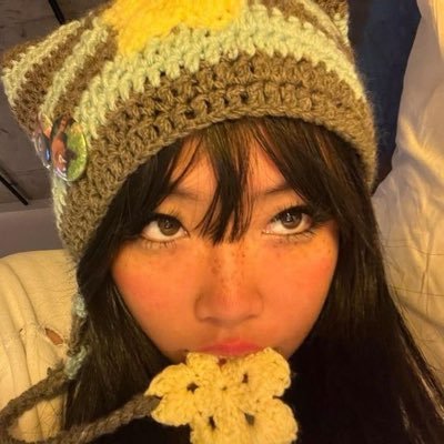 _meowcanvas's profile picture. 🧠 main acc. @iluuvpink ..