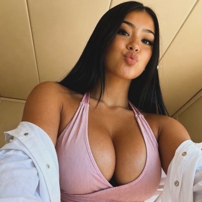 lx7ys's profile picture. 