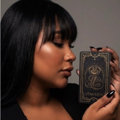 templodavenu's profile picture. 555-⚸| te ajudo com suas energias e autoconhecimento, há 8 anos.| cartomante, taróloga, numerologa, astróloga e terapeuta holística. — Lilith, magista e cigana✨