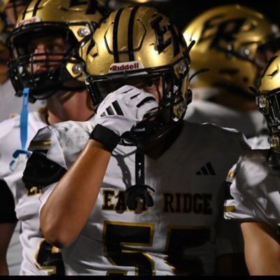 ClairJulia98561's profile picture. 5’10 210 OG/OT East Ridge High School⚔️, julianclair91@gmail.com