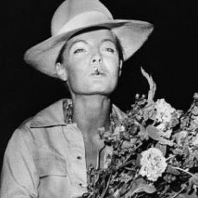 Donia_Martina's profile picture. Médico. MSc. Hablo sobre limones, escribo, cuento historias y atesoro recuerdos. Opiniones sin filtro. Canto, tomo y comparto fotos. NO DM. No datos personales