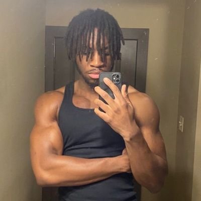 WeLoveObii's profile picture. 🇳🇬 he/him electrical engineer
i like fighting games and going to the gym