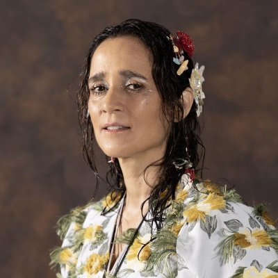 julietav's profile picture. música músicaaaaaaa y lecturas aqui https://t.co/cirYgmhwvN…