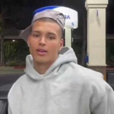 danielikechu's profile picture. Get up and never come down.30bg/
suuu!! is the🐐/@Mancity/@play_eFootball lover.✝️