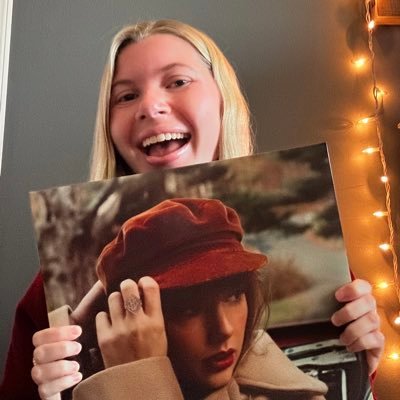 honeybrii13's profile picture. 27, she/her ⋆.˚༄ spinning like a girl in a brand new dress  ˚｡⋆୨💌୧⋆ ˚｡⋆ I love fan girling & sports 🌟°˖✧