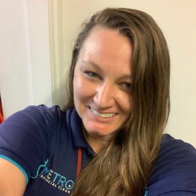 Naddleslee's profile picture. A crazy cleaning lady, who loves learning about all things from pop culture to trying to understand physics, science, art, everything…. Oh & Cats, I love cats.