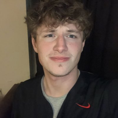 brandonbb04's profile picture. 20, “I am the glass door filthy with the fingerprints of anyone who has ever touched my life even for an instant”