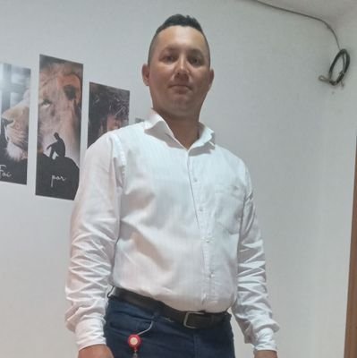 CarlosRojas2708's profile picture. 