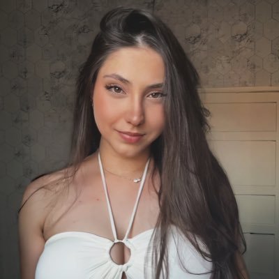 eumajulol's profile picture. Há 21 anos fazendo merda 🌪️/ @flamengo / @handy_R6 🤍