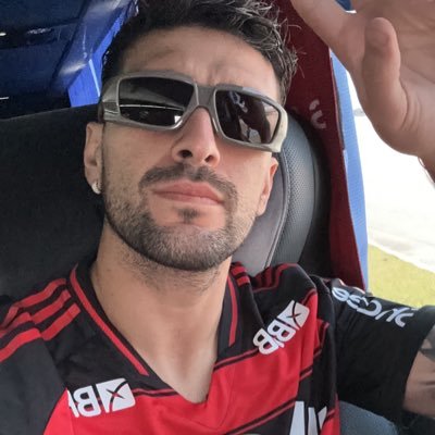 crf_biiieel's profile picture. não importa onde esteja, sempre estarei contigo! @flamengo | falo do flamengo e reclamo da vida