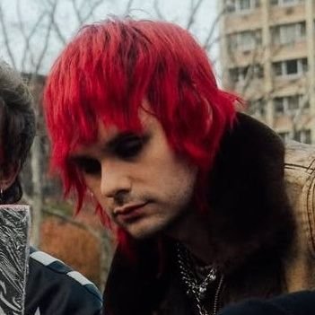 fuzzyblud's profile picture. as multifandom as one can be || fan account & personal • (she/her) • 03 liner