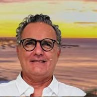 OscarCastr35754's profile picture. Amazing things happen to those who believe in it and always think positively -🇧🇷 🇺🇾🇺🇸 🗽🗽🗽