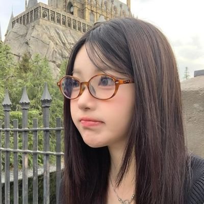 drianchnnl's profile picture. bread?