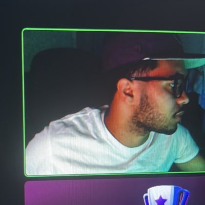 need100s's profile picture. swaggy yearner @sexmoneyflaws