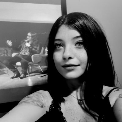 e_leono_ra's profile picture. ❤️‍🔥🦌𝒮𝑒𝒶́𝓃 𝒪𝓃𝑜 ℒ𝑒𝓃𝓃𝑜𝓃 𝓂𝓎 𝒮𝑜𝓊𝓁 -`♡´- Vegan Activist, Meditation,Yoga.🤍Yoko&John