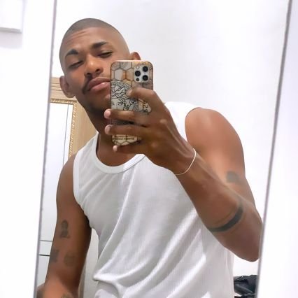 Frsant93's profile picture. 