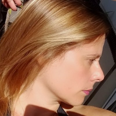 caro_ad's profile picture. Si me cancelan estoy en @hola_feos_. Soy🐢legendaria. Un día se me ocurrió #HolaFeos y quedó. Contadora para los amigos.