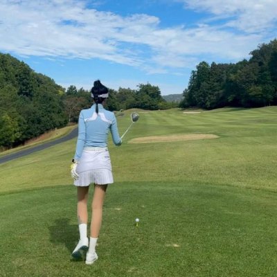 EmmaQueen0225's profile picture. Unbound by definition, growing freely