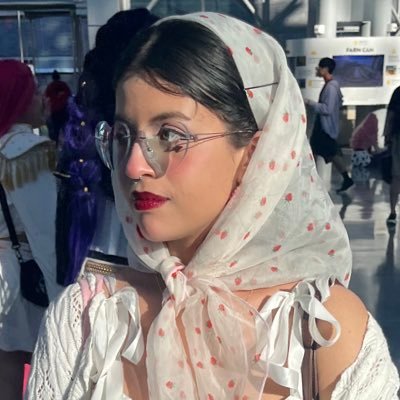 alienlyieleen's profile picture. 24 y/o 🇩🇴🇪🇨| OC artist! | Astrology, mythology and planetary obsession! ✨🪐|