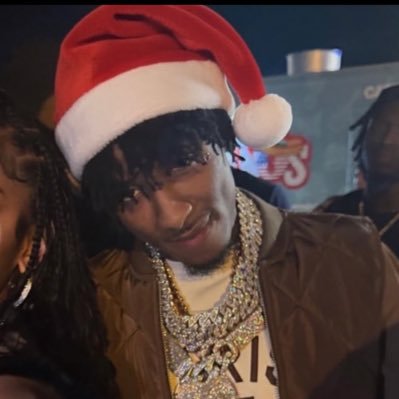 diamondswrldd's profile picture. diary of a chill irritated young lit bitch otw to some racks