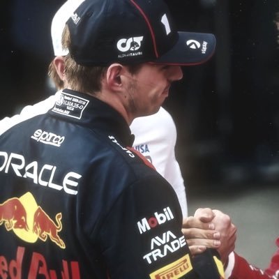 vrstppns's profile picture. your favourite emo verstappen fan