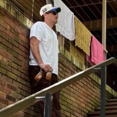 2bedetermin3d's profile picture. MIA