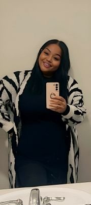 HerMajestyC's profile picture. God made the Sun and He made me ❤️