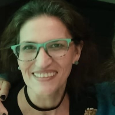 petchegoyen's profile picture. Canto, trabajo entre libros, cuido y creo.
Cocino en https://t.co/A2XQfclVD9