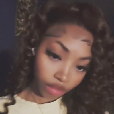 khaleesikeke's profile picture. IG: khaleesi.keke