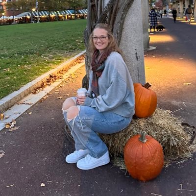 mommatofour_'s profile picture. charlie jane 02/23/17-05/04/17 • mom to four girls, wife and ICU nurse