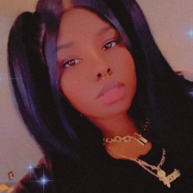 Ho3sL0v3Nell3's profile picture. IM LOT OF YOU HOES NIGHTMARE *Murder Tiinkk Wrote* 🏳️‍🌈 𝑌𝑜𝑢 𝑎𝑟𝑒 𝑒𝑛𝑜𝑢𝑔ℎ, 𝑎𝑙𝑤𝑎𝑦𝑠 ᥫ᭡