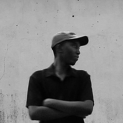 chiagxziem's profile picture. engineer. coder.