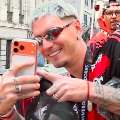 piquedjavan's profile picture. 