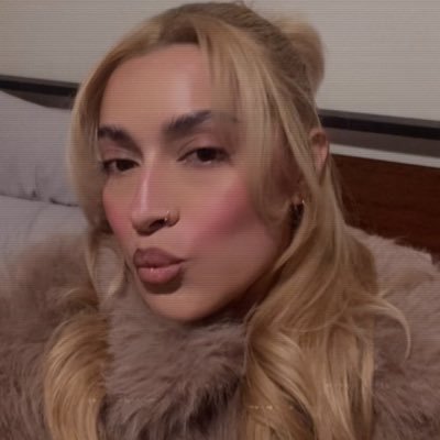 _deeesnuts's profile picture. you know I’m unfuckwittable 🧚🏼‍♀️