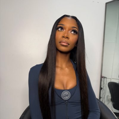 nakhyia_'s profile picture. Bitchy Skinny Pretty