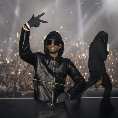 YhungPicasso's profile picture. ARTIST＊ fiji4L #newwave